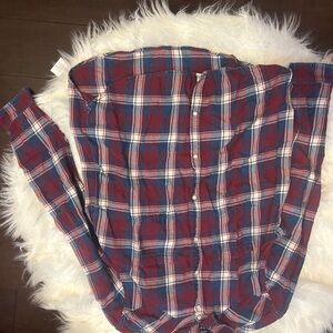 American Eagle Outfitters Red and Blue Plaid Shirt